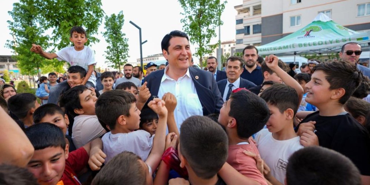Şehitkamil Belediyesinden ilk ve ortaokul öğrencilerine destek paketi