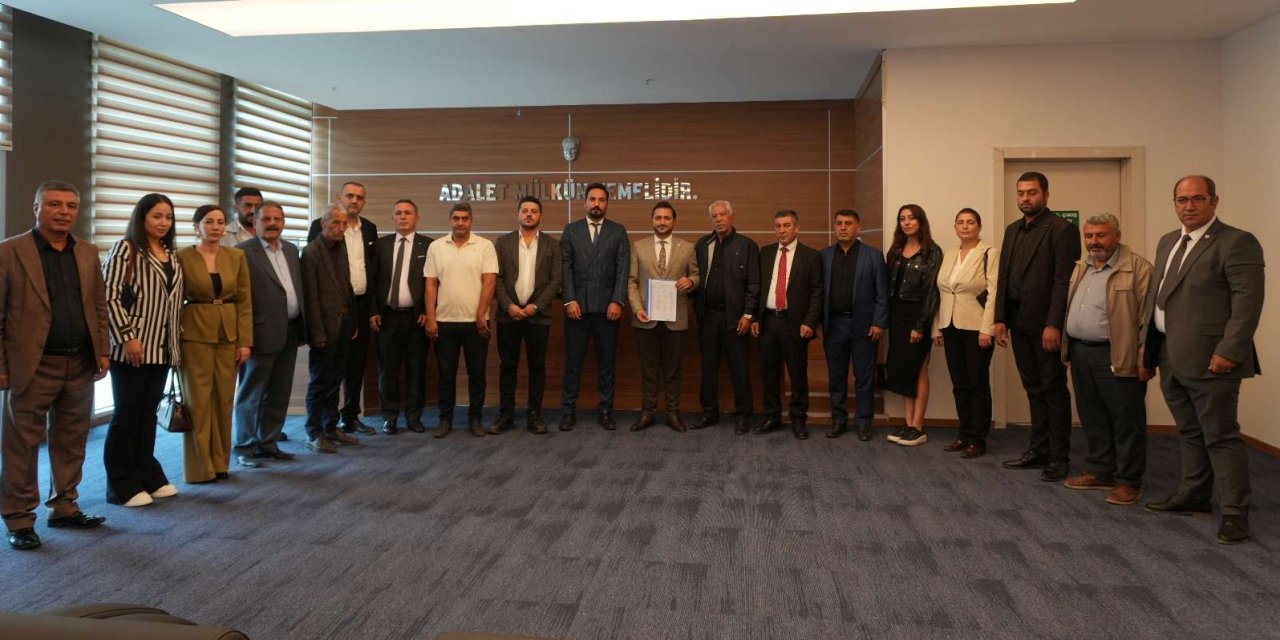 Eren Kaşısarı mazbatasını aldı: Şehitkamil’de yeni dönem başladı