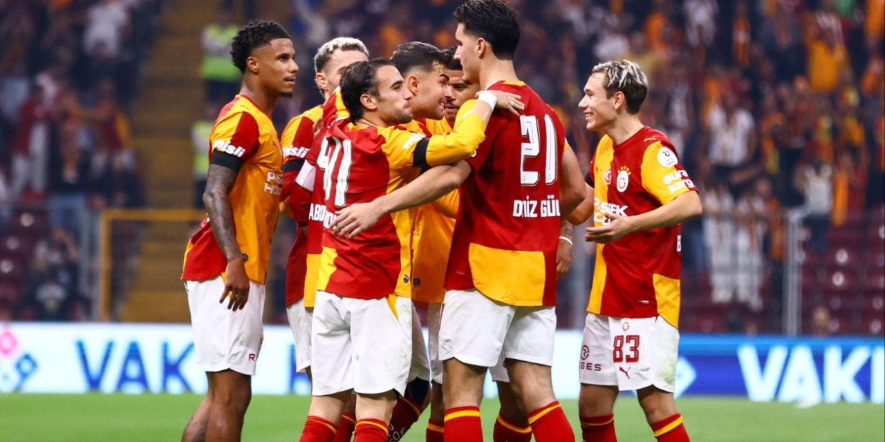 Galatasaray’ın Avrupa ekibiyle kritik sınavı: rakip Barcelona!