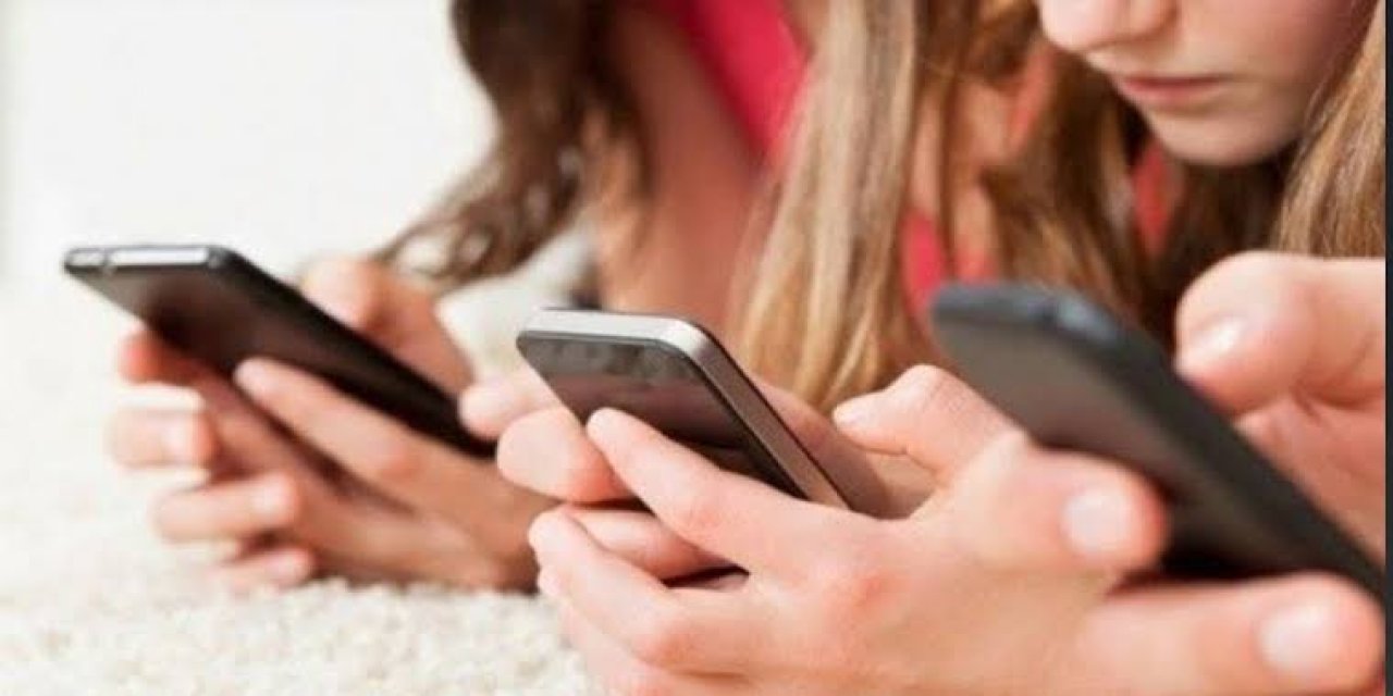 Sosyal Medyada yeni dönem! 15-18 Yaş grubuna canlı yayın ve ekran kaydı kısıtlaması