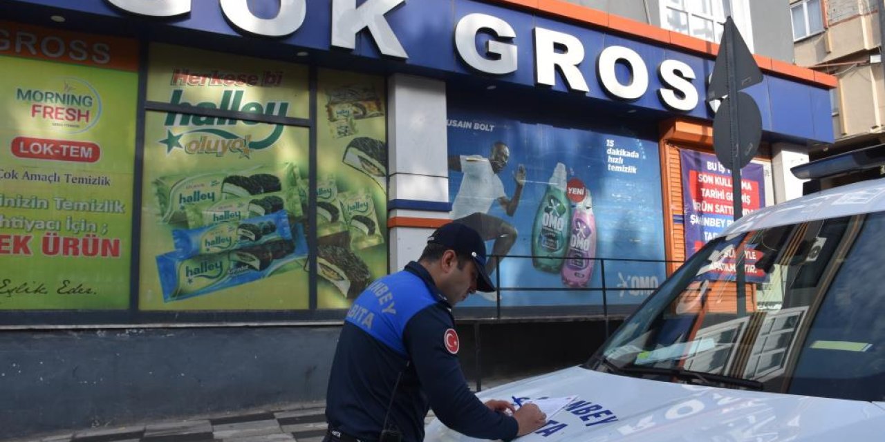 Gaziantep'te son kullanma tarihi geçmiş ürün satan 2 market kapatıldı