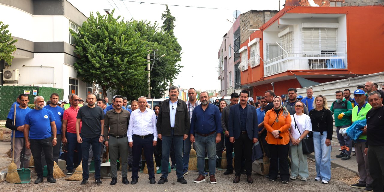 Toroslar’da temizlik seferberliği sürüyor