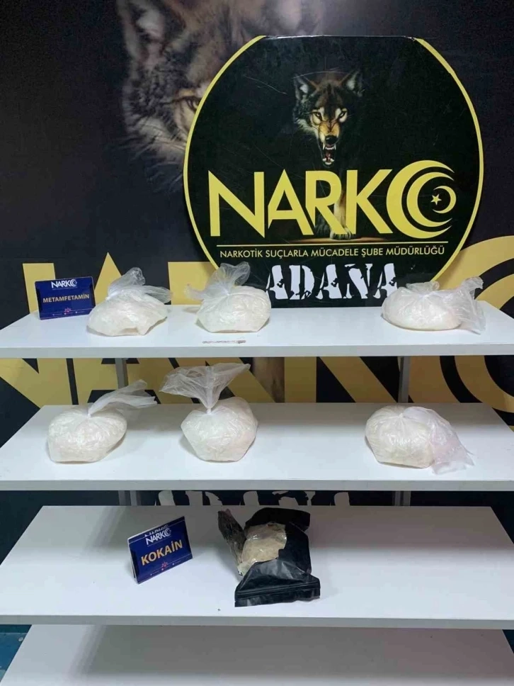 Adana'da otobüste zulalanmış halde  9 kilo 960 gram esrar ele geçirildi