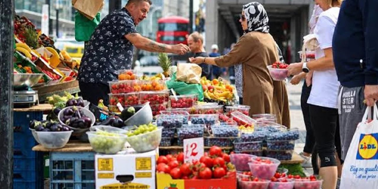 İngiltere'de halka acil çağrı: 3 günlük stok yapın