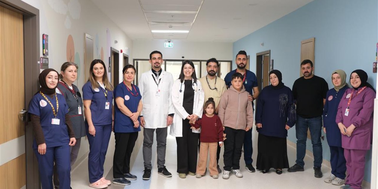 Tıpta büyük başarı, minik kalplere büyük dokunuş