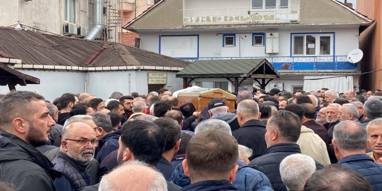 MHP’li Belediye Meclis Üyesi silahla vurularak hayatını kaybetti!