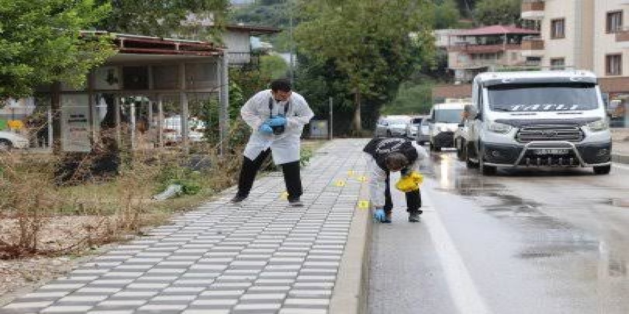 Adana'da silahlı saldırı: 2 yaralı