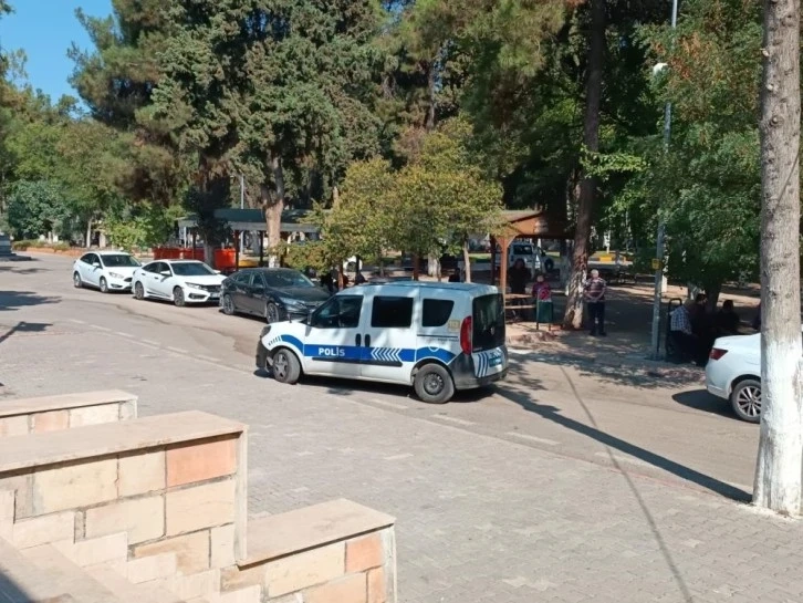 Gaziantep'te traktörün çarptığı dede ve torunu hayatını kaybetti