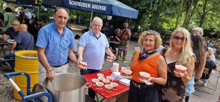 CHP’liler Berlinde Aşure etkinliği düzenledi