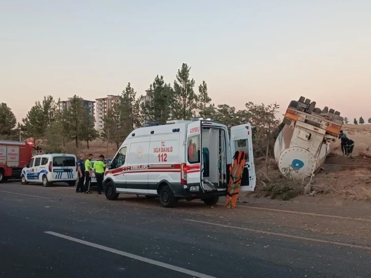 Gaziantep'te kontrolden çıkan hafriyat kamyonu aracı biçti: 1 ölü, 3 yaralı