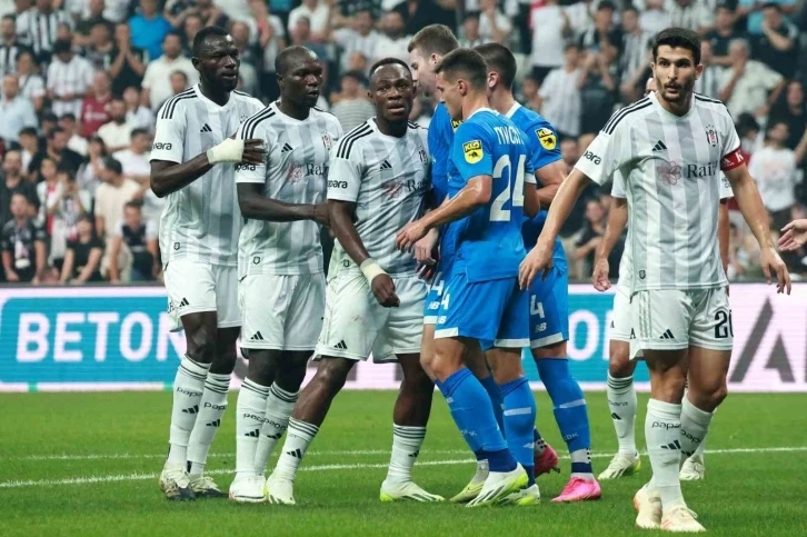 UEFA Avrupa Konferans Ligi: Beşiktaş: 0 - Dinamo Kiev: 0 (İlk yarı)