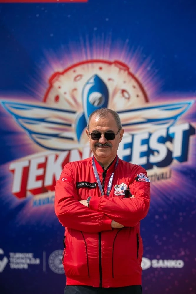 Konukoğlu: TEKNOFEST geleceğimizin teminatı gençlerimize ilham oluyor