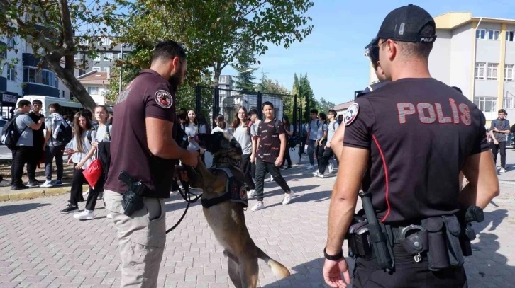 Edirne'de Okul çevrelerinde sıkı denetim