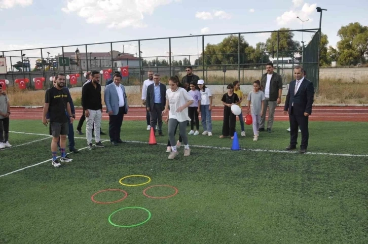 Muş'un Bulanık ilçesinde spor şenliği düzenlendi