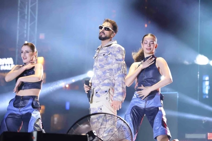 Uluslararsı Bandırma festivalinde Sefo ile rap rüzgârı esti