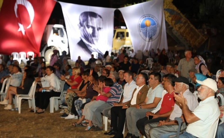 Mersin Büyükşehir Belediyesinin yayla şenlikleri konserleri sürüyor