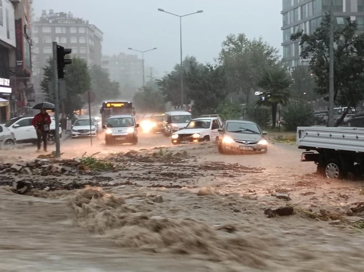 AFAD, Samsun’a turuncu kod uyarısı yaptı, yağış tedbirleri alındı