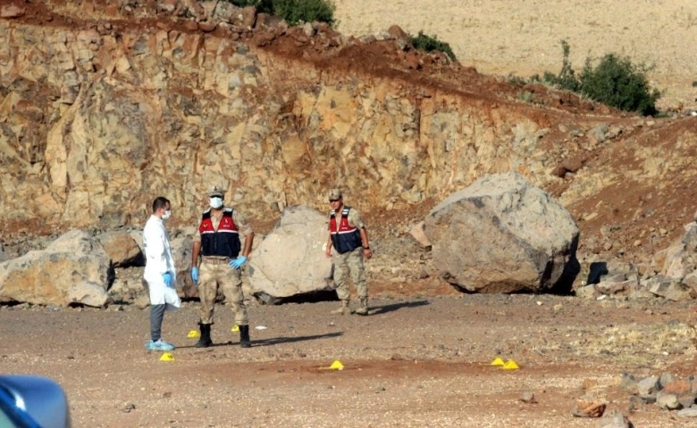 Kilis’te yol kenarında iki kadın cesedi bulundu