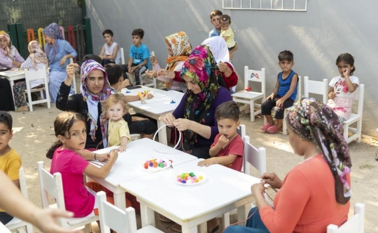 Mersin'de Hem çocuklar hem de anneleri eğitim alıyor