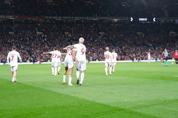 Şampiyonlar Ligi: Manchester United: 2 - Galatasaray: 3