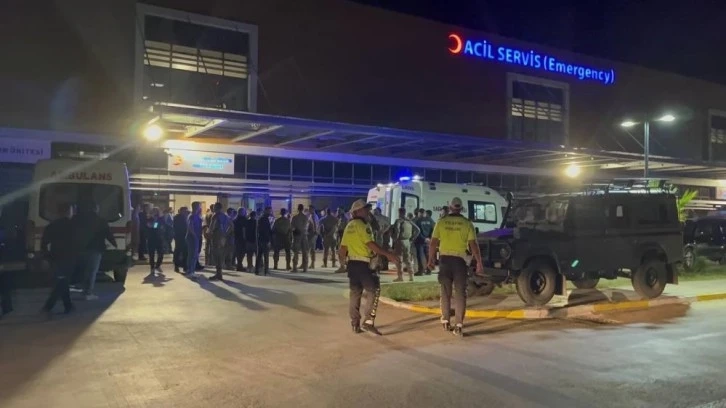 Fırat Kalkanı Harekatı Bölgesi'nde hain saldırı: 4 polis, 2 asker yaralı