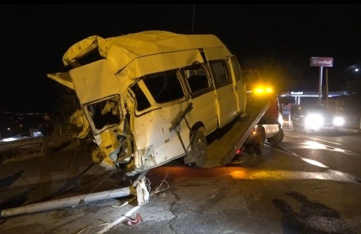 Gaziantep'teki kazanın görgü tanığı kaza anlarını anlattı, kapanan yol tekrar trafiğe açıldı