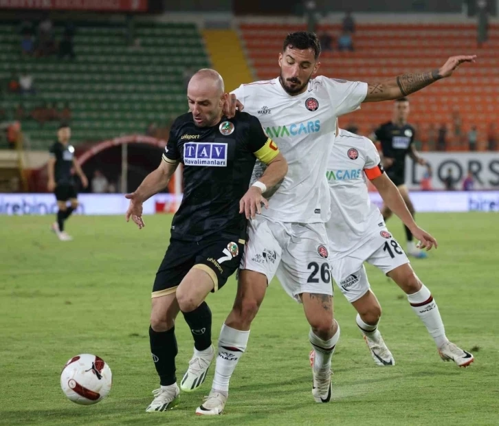 Corendon Alanyaspor: 2 - Fatih Karagümrük: 1