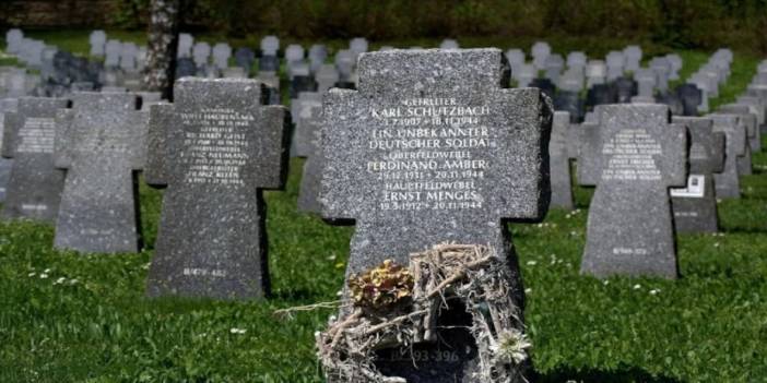 Almanya’da mezarlıkta ölülerin dişlerinden 8 kilo altın çalındı