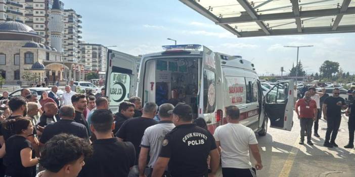 Mersin'de katliam gibi saldırı: 4 ölü, 8 yaralı