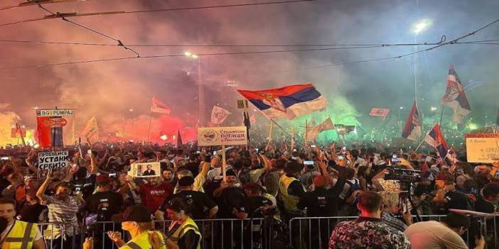 Sırbistan’da öğrenci hareketi zaferini ilan etti