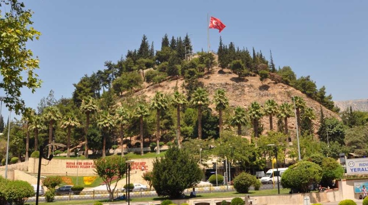kahpramanmaras-kalesi-3.jpg