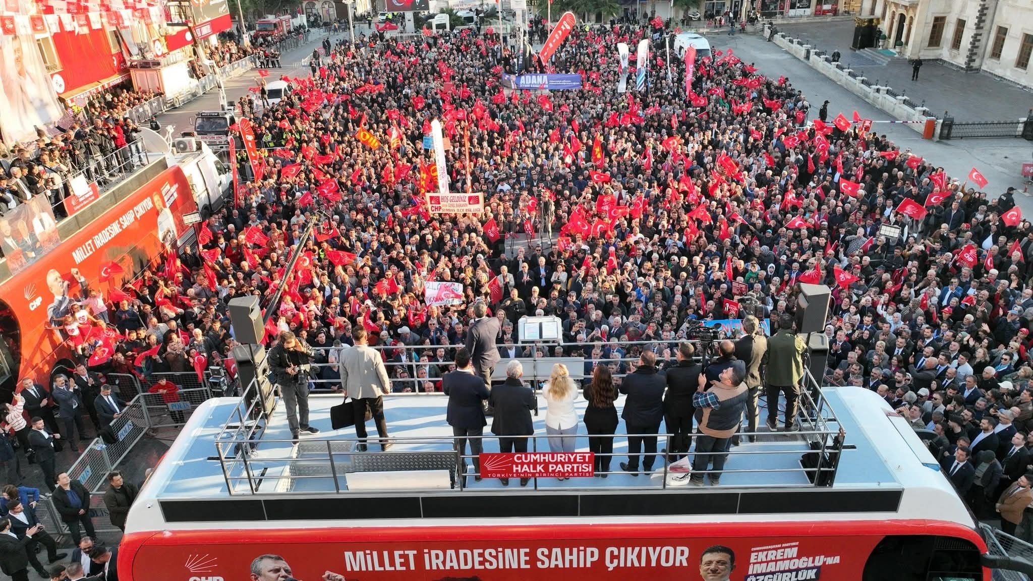 chp-genel-baskani-ozgur-ozel-kiliste-8.jpg