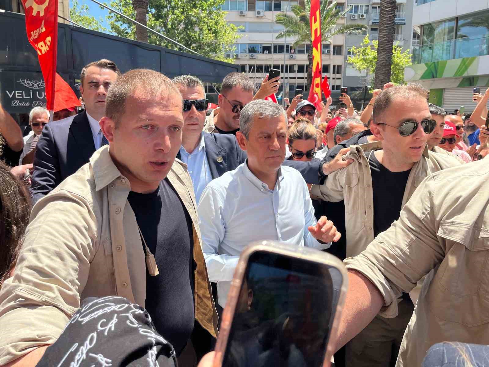 chp-ozgur-ozel-izmirde-3.jpg